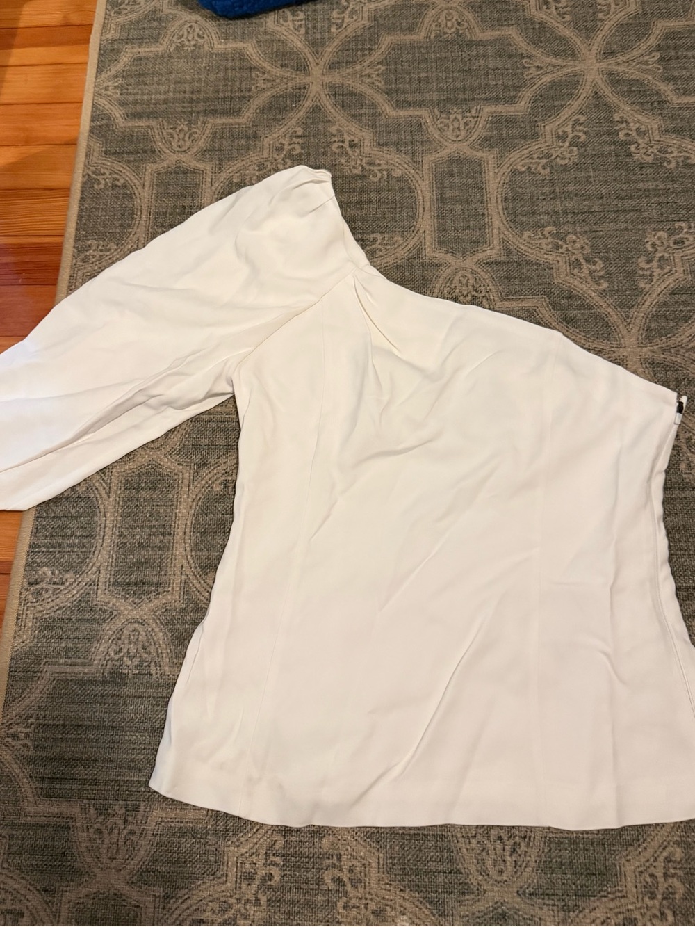 G. Label One-Shoulder White Blouse with Puff Sleeve